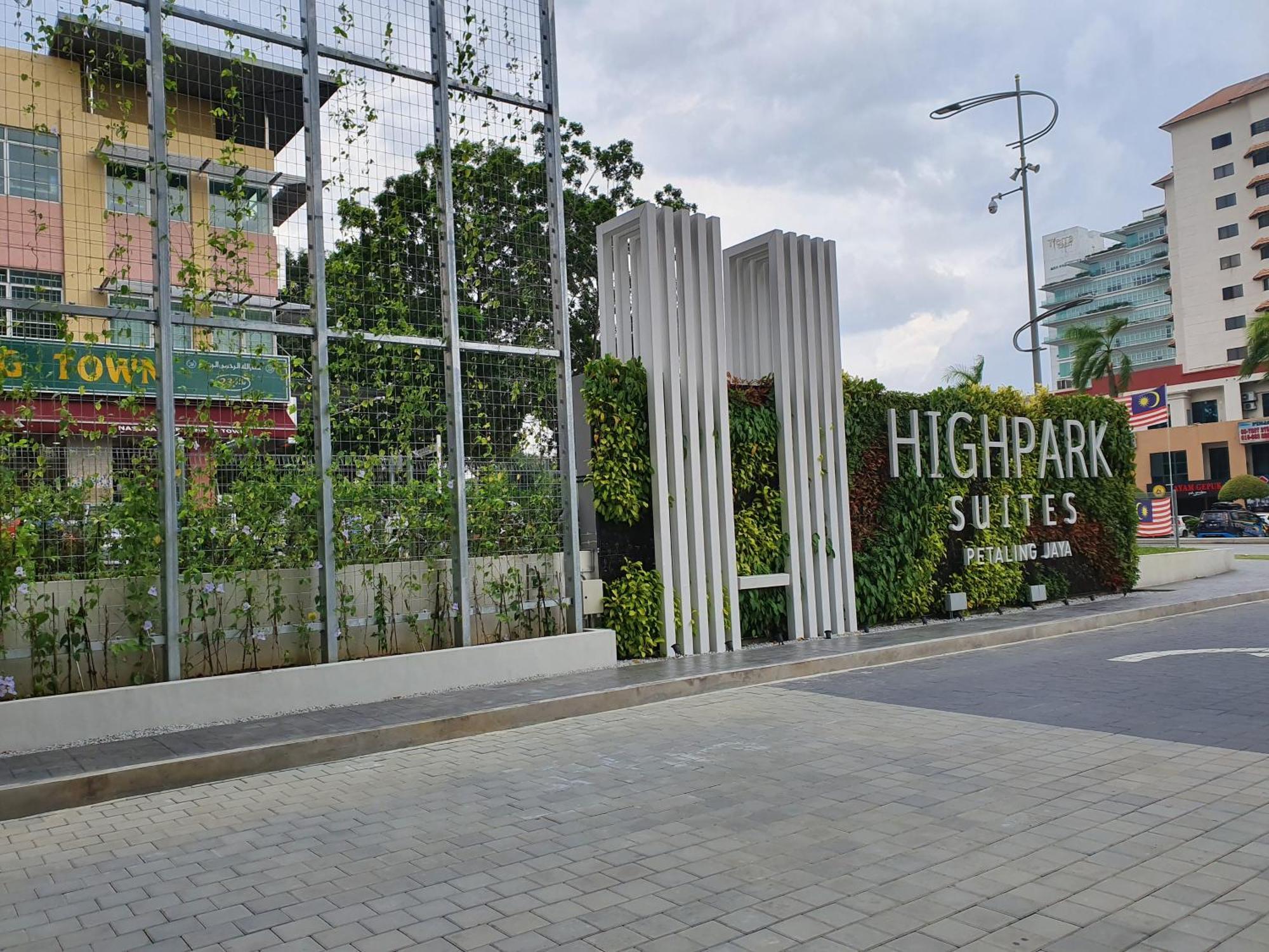 Highpark Suites In Petaling Jaya, Kelana Jaya By Plush Kampong Baharu Sungai Way المظهر الخارجي الصورة