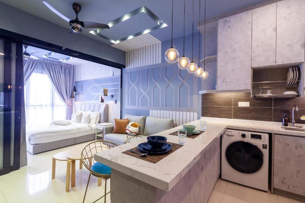 Highpark Suites In Petaling Jaya, Kelana Jaya By Plush Kampong Baharu Sungai Way المظهر الخارجي الصورة