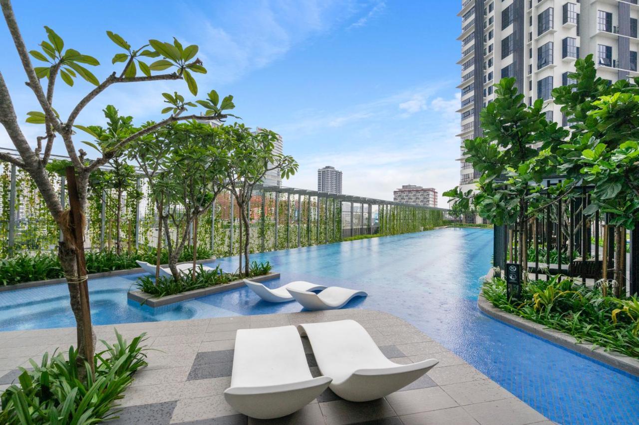 Highpark Suites In Petaling Jaya, Kelana Jaya By Plush Kampong Baharu Sungai Way المظهر الخارجي الصورة