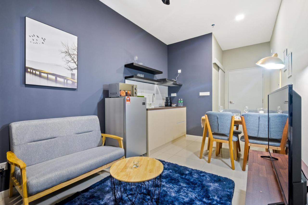 Highpark Suites In Petaling Jaya, Kelana Jaya By Plush Kampong Baharu Sungai Way المظهر الخارجي الصورة